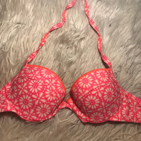 Bathing suit top - Picture 1 of 2